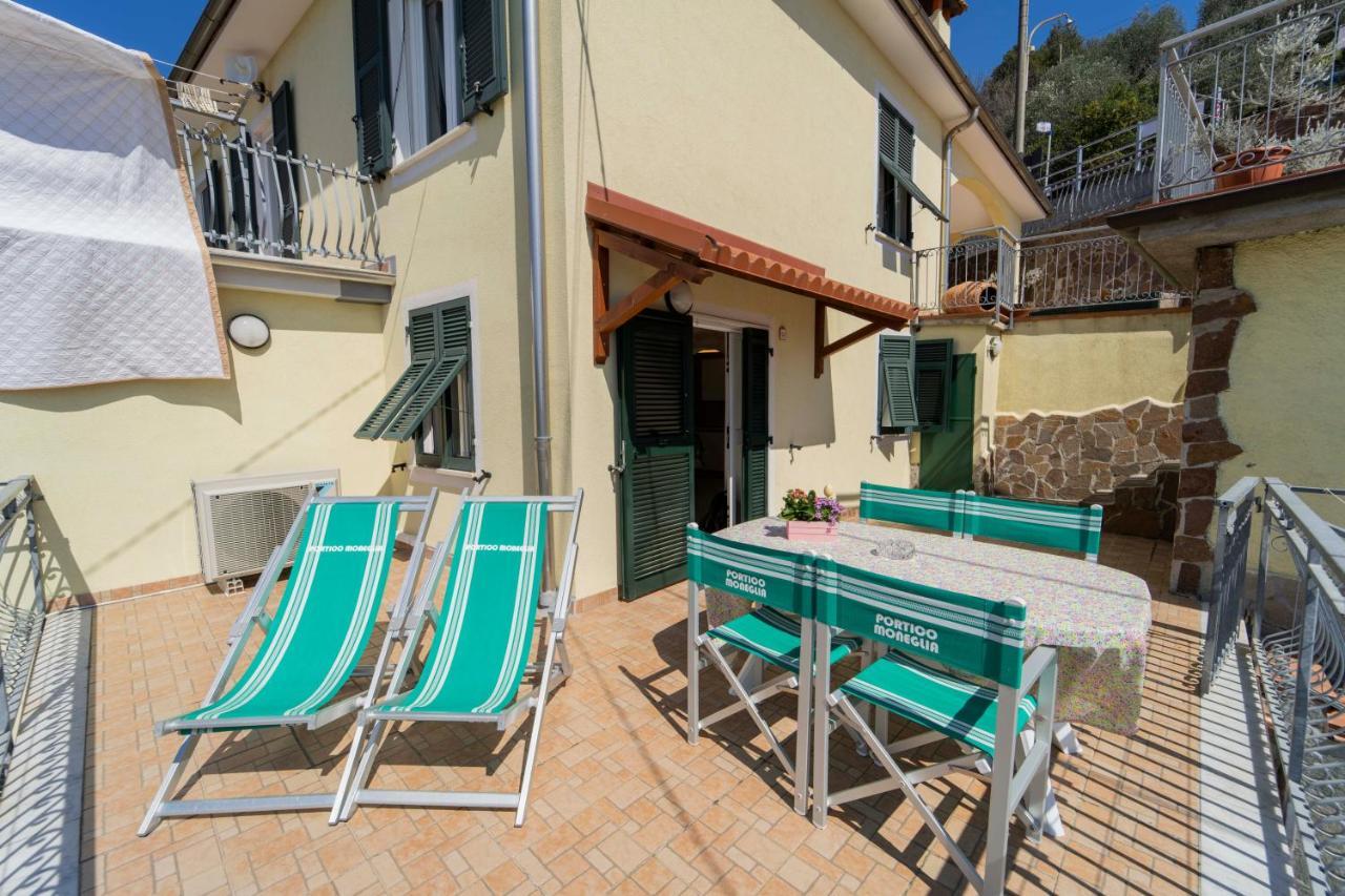 Casa Vacanza Il Portico Moneglia Buitenkant foto